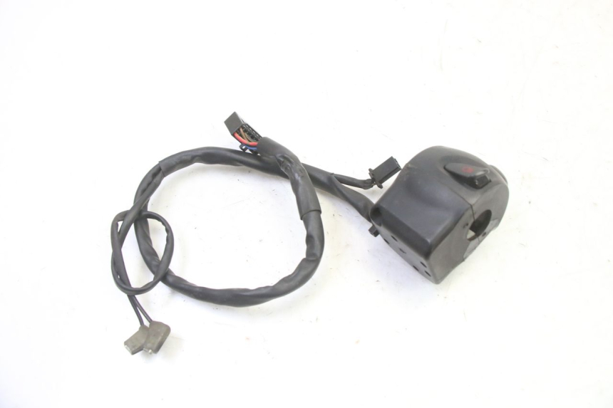 photo de LINKER STUURSCHAKELAAR YAMAHA FZ6 FAZER S2 600 (2007 - 2011) - Technische close-up