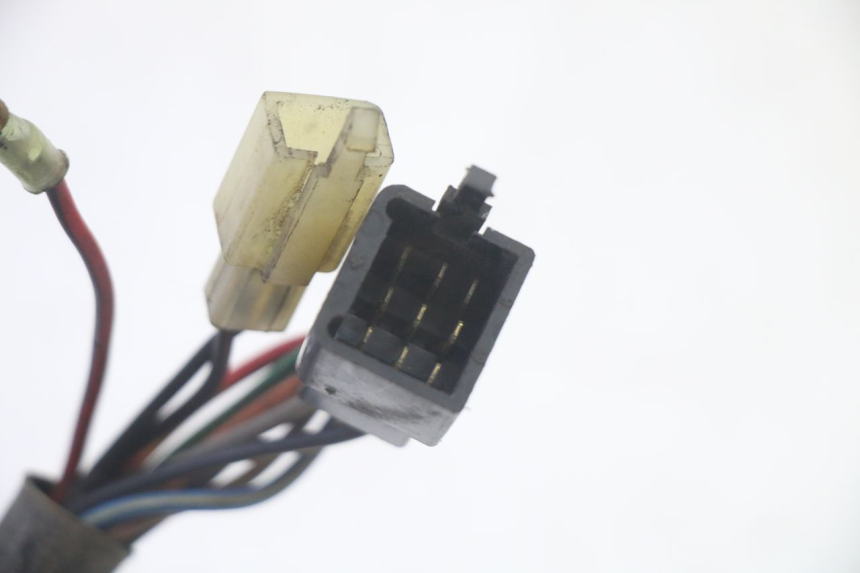 photo de LINKER STUURSCHAKELAAR KAWASAKI GPZ RX 1000 (1986 - 1988) - Kenmerkende details