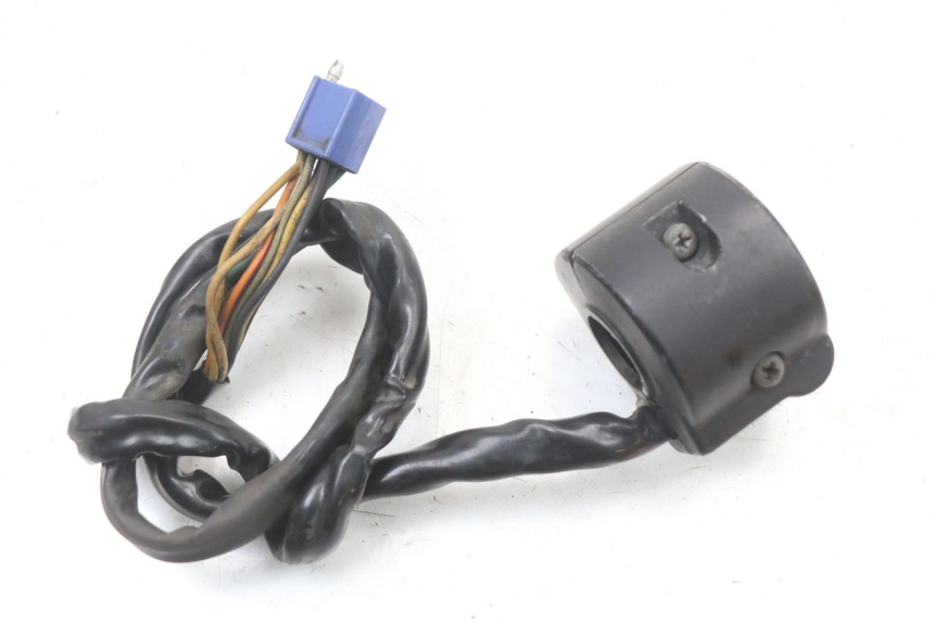 photo de LINKER STUURSCHAKELAAR SUZUKI GSX E 250 (1982 - 1983) - Zoom op gebruiksstaat