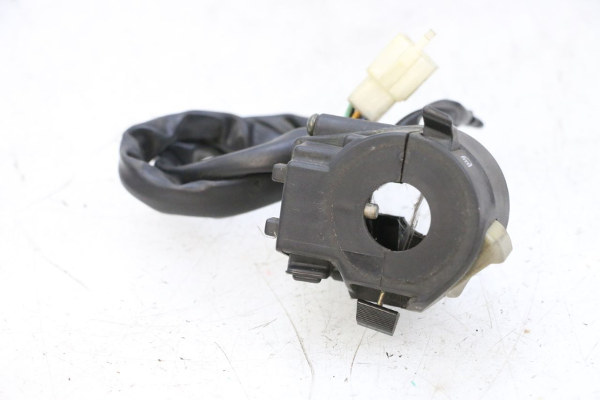 photo de LINKER STUURSCHAKELAAR JM MOTORS GTS 125 (2015 - 2019) - Zoom op gebruiksstaat