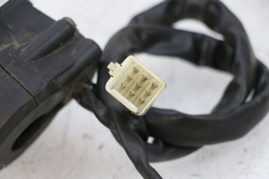 photo de LINKER STUURSCHAKELAAR JM MOTORS GTS 125 (2015 - 2019) - Technische close-up