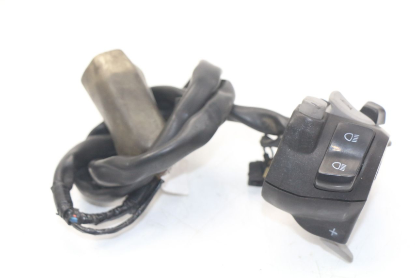 photo de LINKER STUURSCHAKELAAR HONDA INTEGRA NC D 750 (2016 - 2018) - Bevestigingspunten