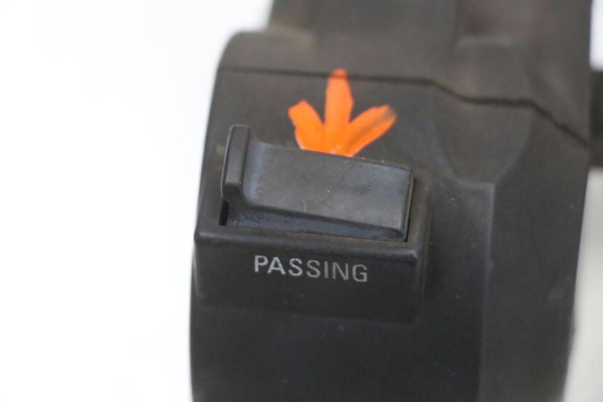 photo de LINKER STUURSCHAKELAAR SYM JOYRIDE EVO 125 (2009 - 2016) - Zoom op gebruiksstaat