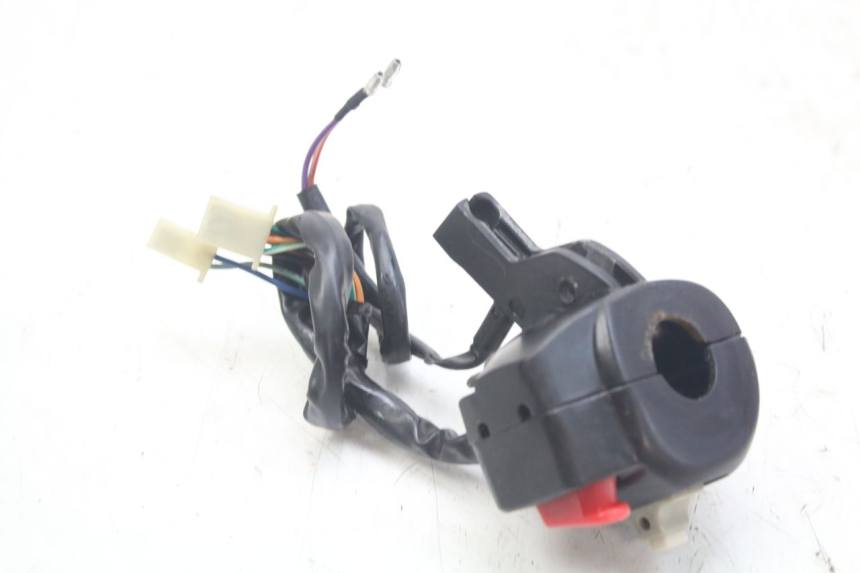 photo de LINKER STUURSCHAKELAAR RIDE JUMP 2T 50 (2012 - 2017) - Zoom op gebruiksstaat