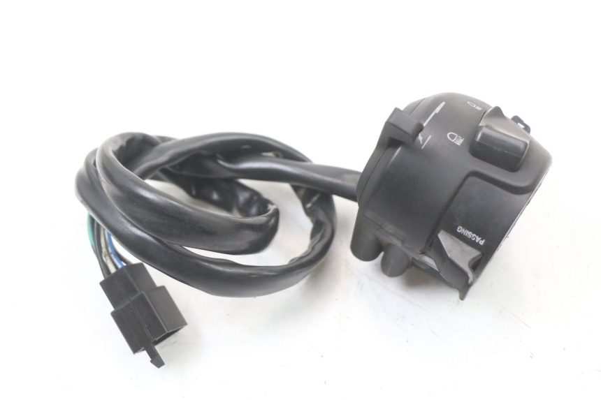 photo de LINKER STUURSCHAKELAAR KYMCO K-PW K-PIPE 50 (2012 - 2017) - Zoom op gebruiksstaat