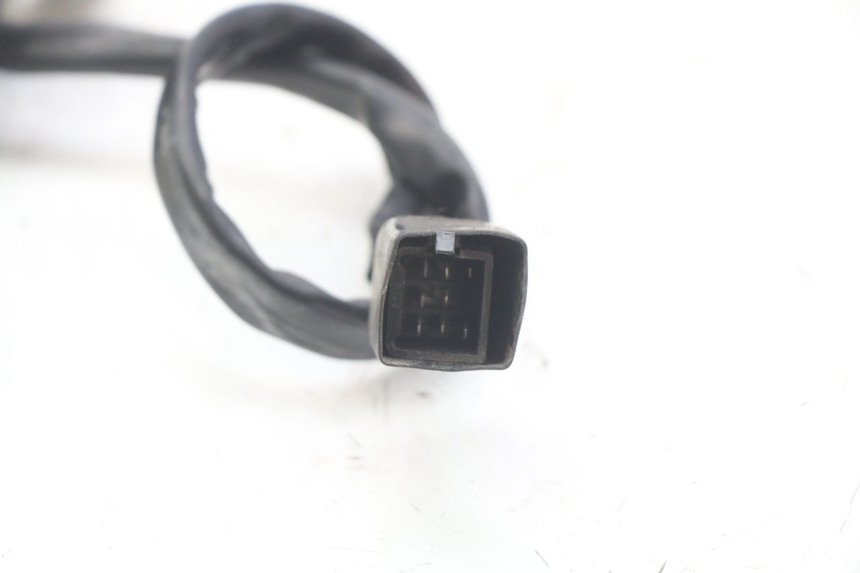 photo de LINKER STUURSCHAKELAAR PEUGEOT KISBEE 2T 50 (2010 - 2017) - Technische close-up