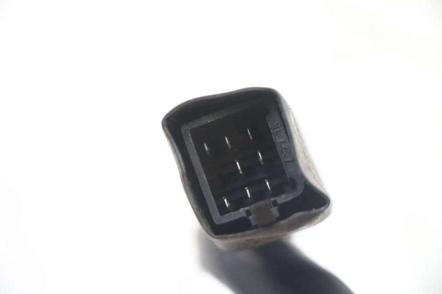 photo de LINKER STUURSCHAKELAAR PEUGEOT KISBEE 2T 50 (2010 - 2017) - Bevestigingspunten