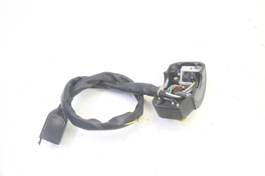 photo de LINKER STUURSCHAKELAAR PEUGEOT KISBEE 4T 50 (2010 - 2017) - Technische close-up