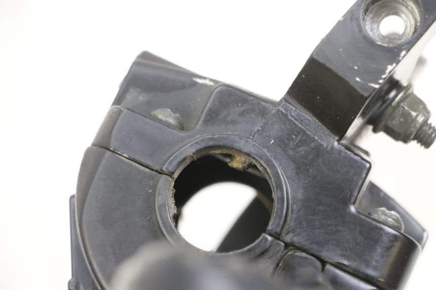 photo de LINKER STUURSCHAKELAAR PEUGEOT KISBEE 4T 50 (2018 - 2022) - Detail van het onderdeel