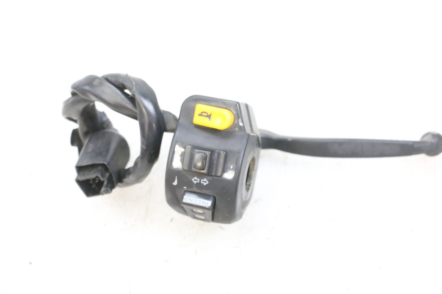 photo de LINKER STUURSCHAKELAAR PEUGEOT KISBEE 4T 50 (2018 - 2022) - Zoom op gebruiksstaat