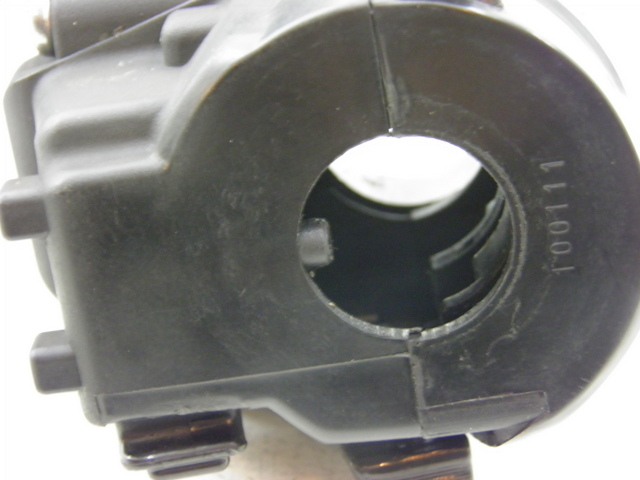 photo de LINKER STUURSCHAKELAAR KYMCO QUANNON NAKED 125 (2010) - Technische close-up