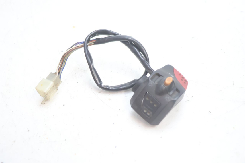photo de LINKER STUURSCHAKELAAR PEUGEOT LUDIX 50 (2005 - 2007) - Zoom op gebruiksstaat