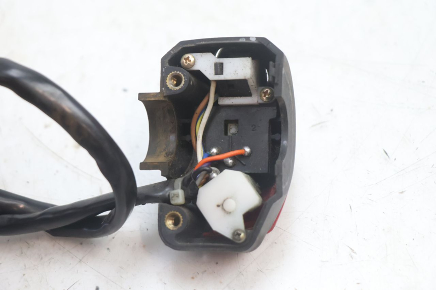 photo de LINKER STUURSCHAKELAAR PEUGEOT LUDIX 50 (2005 - 2007) - Technische close-up