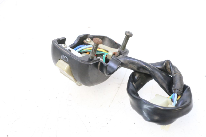 photo de LINKER SCHAKELAAR KEEWAY MATRIX RX9 125 (2006 - 2007) - Zoom op gebruiksstaat