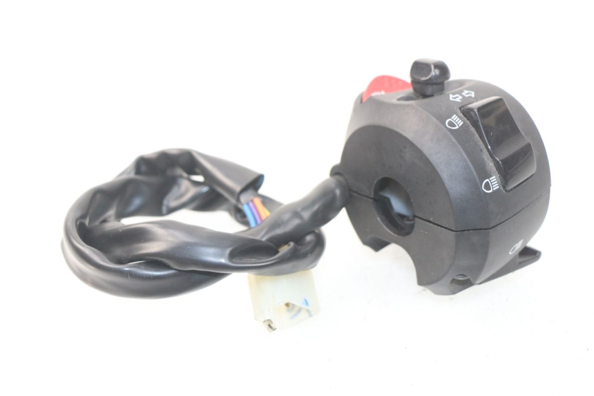 photo de LINKER STUURSCHAKELAAR PEUGEOT METROPOLIS 400 (2017 - 2020) - Detail van het onderdeel