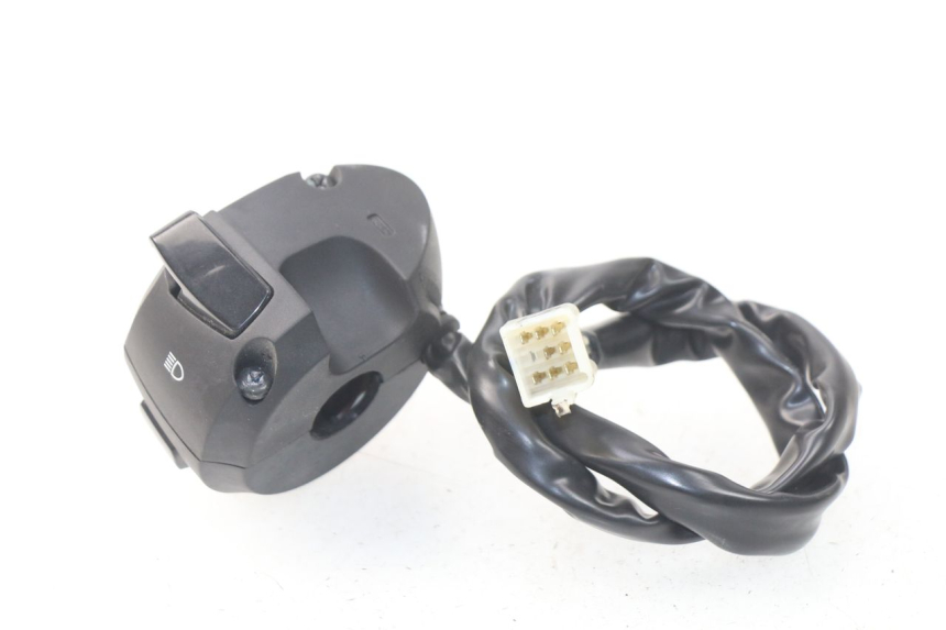 photo de LINKER STUURSCHAKELAAR PEUGEOT METROPOLIS 400 (2017 - 2020) - Zoom op gebruiksstaat