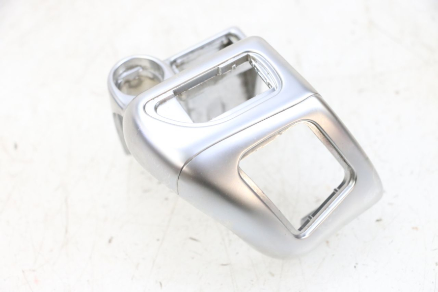 photo de LINKER STUURSCHAKELAAR PIAGGIO MP3 HPE 300 (2019 - 2026) - Bevestigingspunten