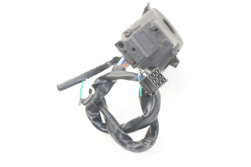 photo de LINKER STUURSCHAKELAAR YAMASAKI MSX 50 (2013 - 2022) - Zoom op gebruiksstaat