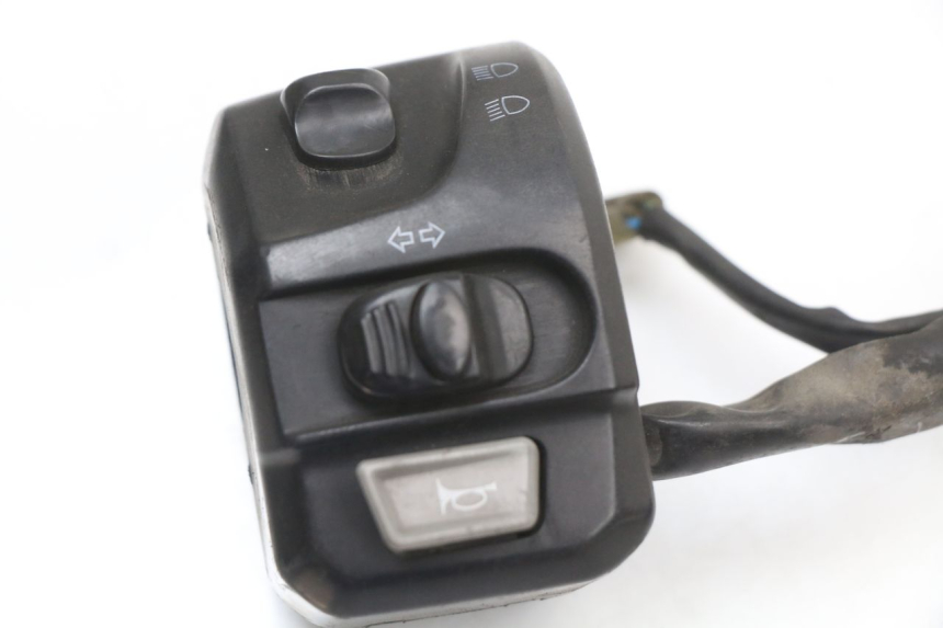 photo de LINKER STUURSCHAKELAAR MBK MW TRYPTIK 125 (2014 - 2016) - Detail van het onderdeel