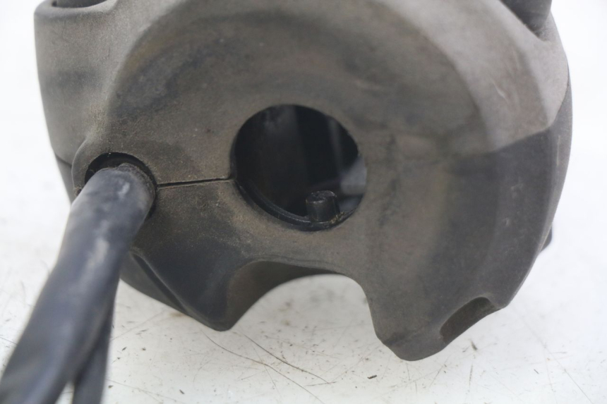 photo de LINKER STUURSCHAKELAAR GILERA NEXUS 125 (2007 - 2009) - Zoom op gebruiksstaat