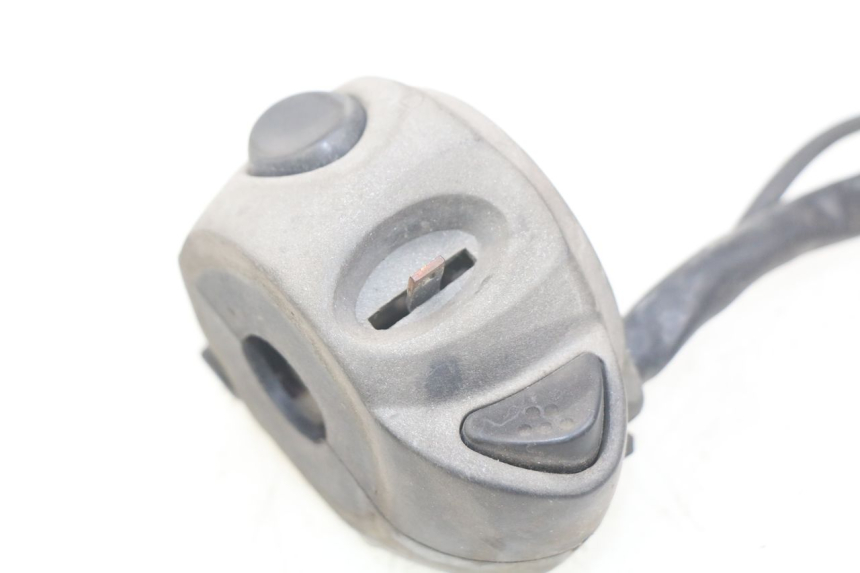 photo de LINKER STUURSCHAKELAAR GILERA NEXUS 125 (2007 - 2009) - Staat van het oppervlak