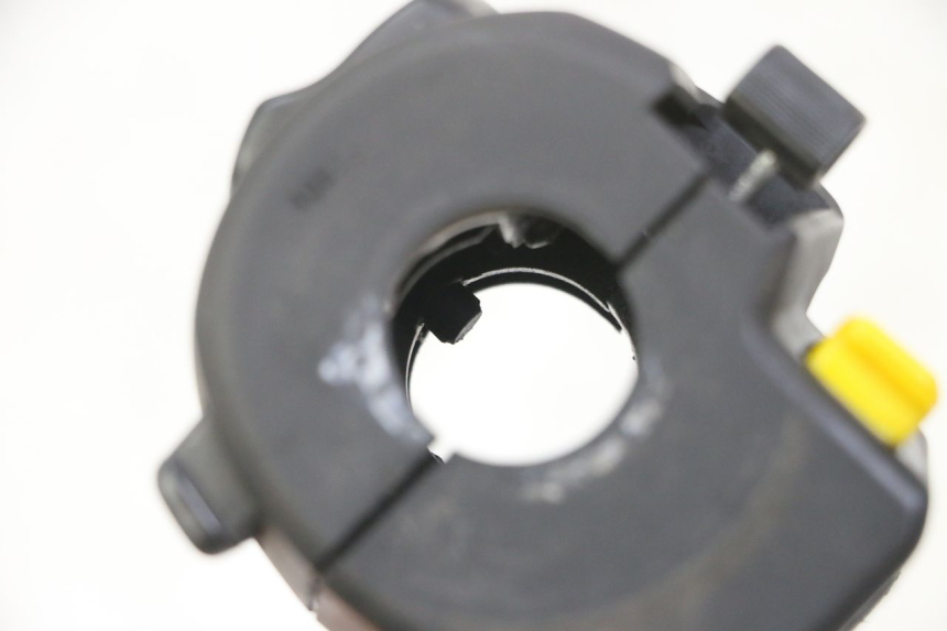 photo de LINKER STUURSCHAKELAAR GILERA NEXUS 125 (2009 - 2013) - Technische close-up