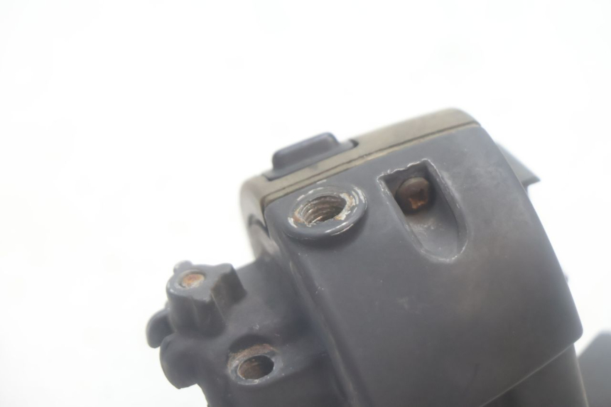 photo de LINKER STUURSCHAKELAAR MBK NITRO 50 (2004 - 2008) - Bevestigingspunten