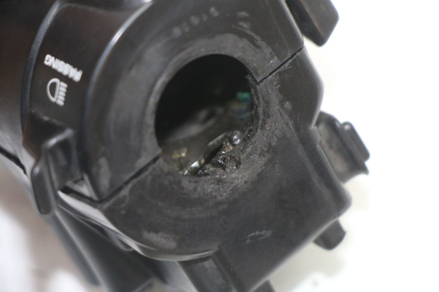 photo de LINKER STUURSCHAKELAAR HONDA NTV DEAUVILLE 650 (2001 - 2006) - Gecontroleerd onderdeel