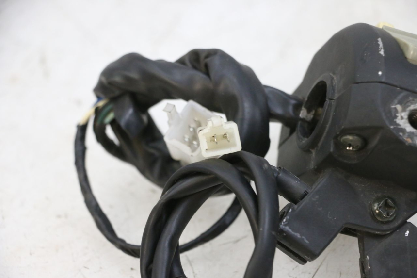 photo de LINKER STUURSCHAKELAAR JM MOTORS OLDIES 4T 50 (2010 - 2020) - Zoom op gebruiksstaat