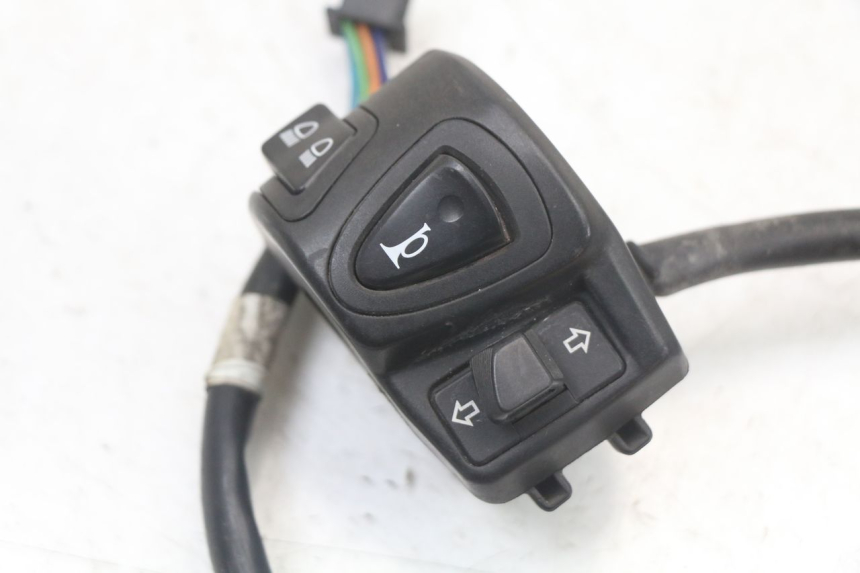 photo de LINKER STUURSCHAKELAAR HONDA PCX (JF28) 125 (2009 - 2011) - Zoom op gebruiksstaat