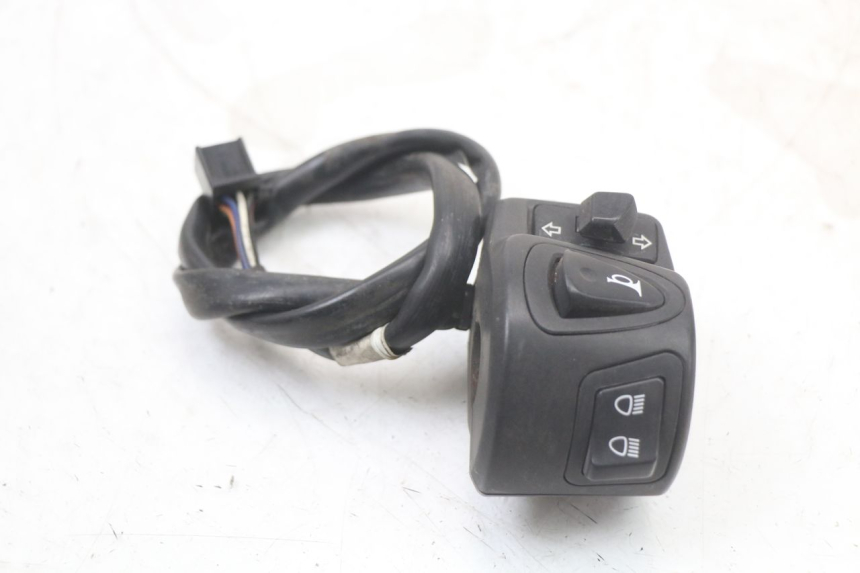 photo de LINKER STUURSCHAKELAAR HONDA PCX (JF28) 125 (2009 - 2011) - Andere kijkhoek