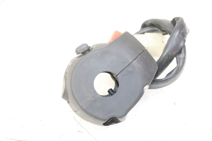 photo de LINKER STUURSCHAKELAAR PEUGEOT SATELIS 125 (2013 - 2018) - Detail van het onderdeel