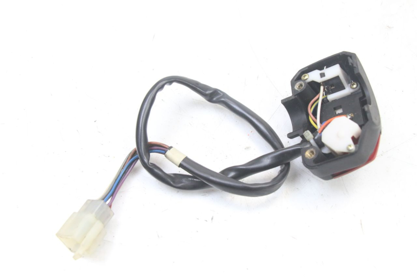 photo de LINKER STUURSCHAKELAAR PEUGEOT TREKKER TKR 50 (2005 - 2014) - Technische close-up