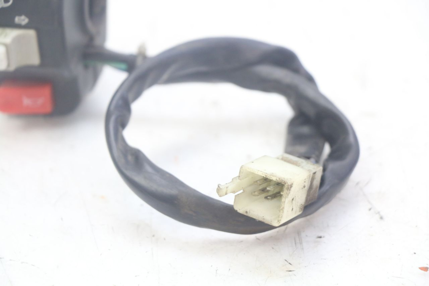 photo de LINKER STUURSCHAKELAAR DOLPHIN PYGMY 1 (2020 - 2024) - Zoom op gebruiksstaat