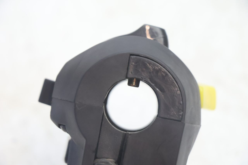 photo de LINKER SCHAKELAAR JM MOTORS R-MAX TECH 50 (2024 - 2026) - Overzicht