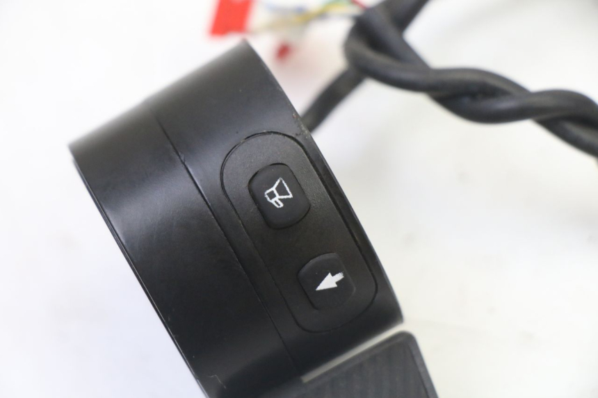 photo de LINKER STUURSCHAKELAAR PUNK ELECTRIC RIDER 1 - Andere kijkhoek