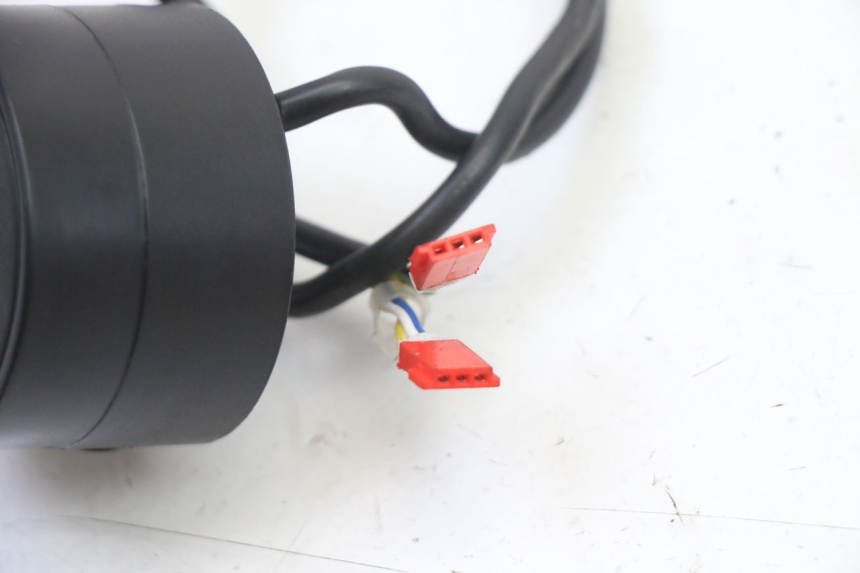 photo de LINKER STUURSCHAKELAAR PUNK ELECTRIC RIDER 1 - Bevestigingspunten