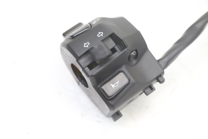 photo de LINKER STUURSCHAKELAAR ROYAL ENFIELD HYMALAYAN 410 (2016 - 2023) - Detail van het onderdeel