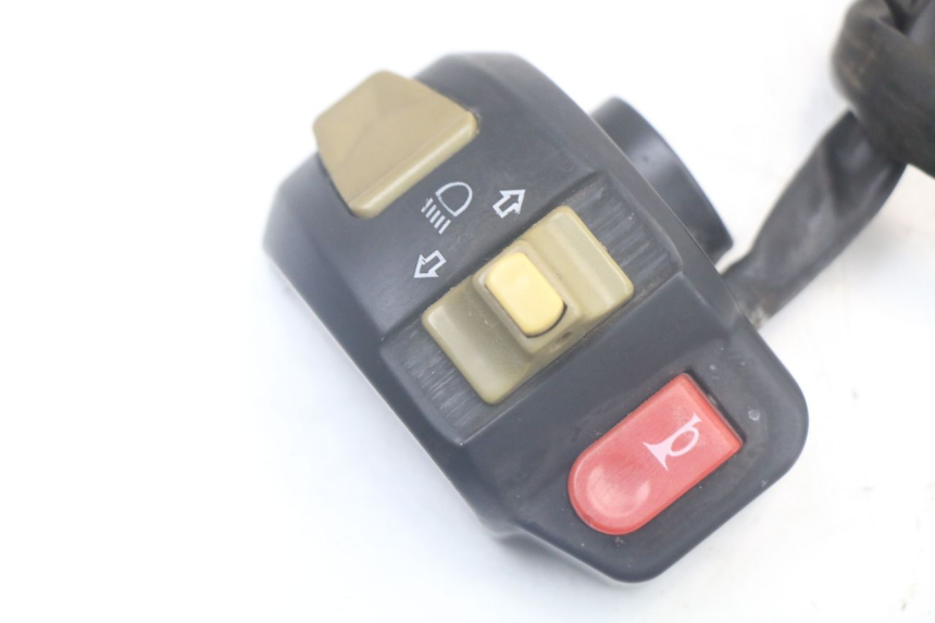 photo de LINKER STUURSCHAKELAAR KEEWAY RY6 2T 50 (2011 - 2019) - Detail van het onderdeel