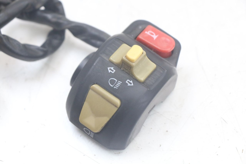 photo de LINKER STUURSCHAKELAAR KEEWAY RY6 2T 50 (2011 - 2019) - Andere kijkhoek