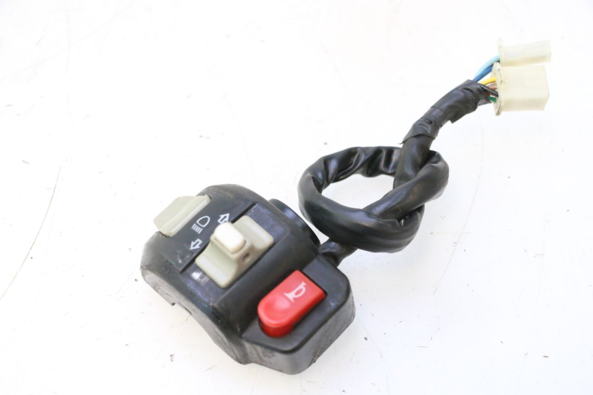 photo de LINKER STUURSCHAKELAAR KEEWAY RY6 2T 50 (2011 - 2019) - Bevestigingspunten