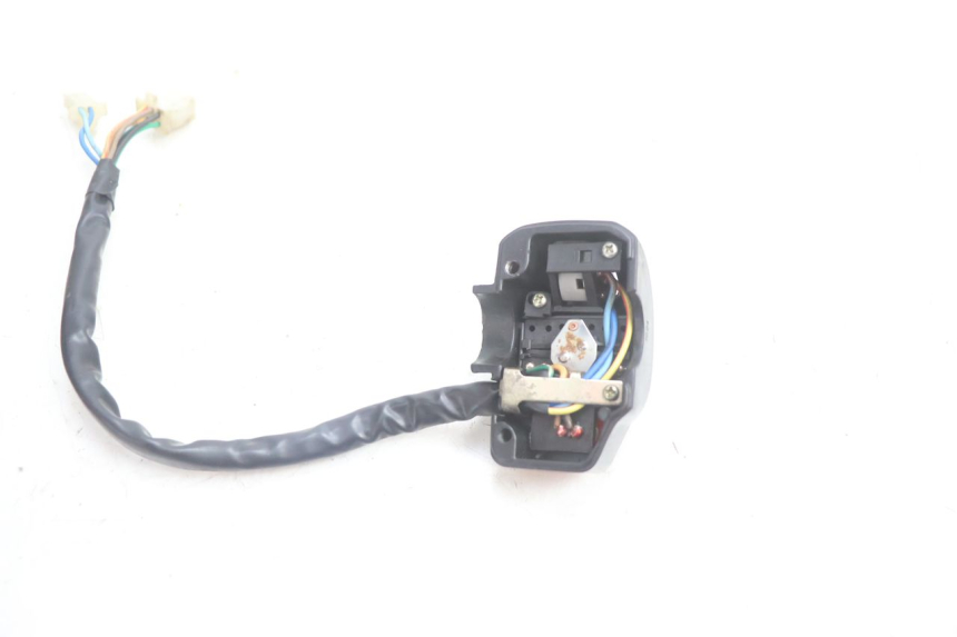photo de LINKER STUURSCHAKELAAR KEEWAY RY6 2T 50 (2011 - 2019) - Technische close-up