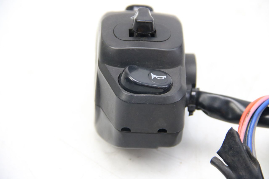 photo de LINKER STUURSCHAKELAAR LVNENG S5 1 (2019 - 2023) - Zoom op gebruiksstaat