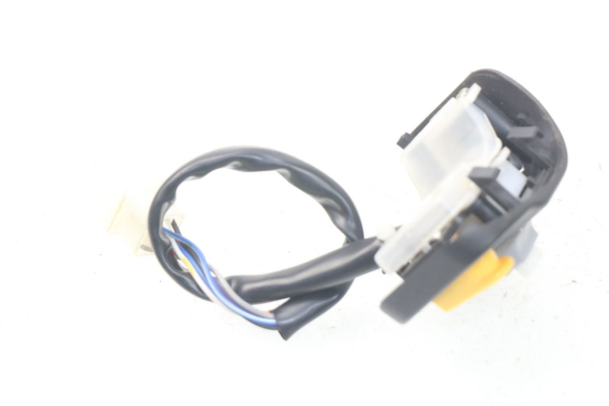 photo de LINKER STUURSCHAKELAAR JM MOTORS SANTANA 50 (2014 - 2023) - Andere kijkhoek