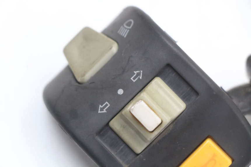 photo de LINKER STUURSCHAKELAAR JM MOTORS SANTANA 50 (2014 - 2023) - Zoom op gebruiksstaat