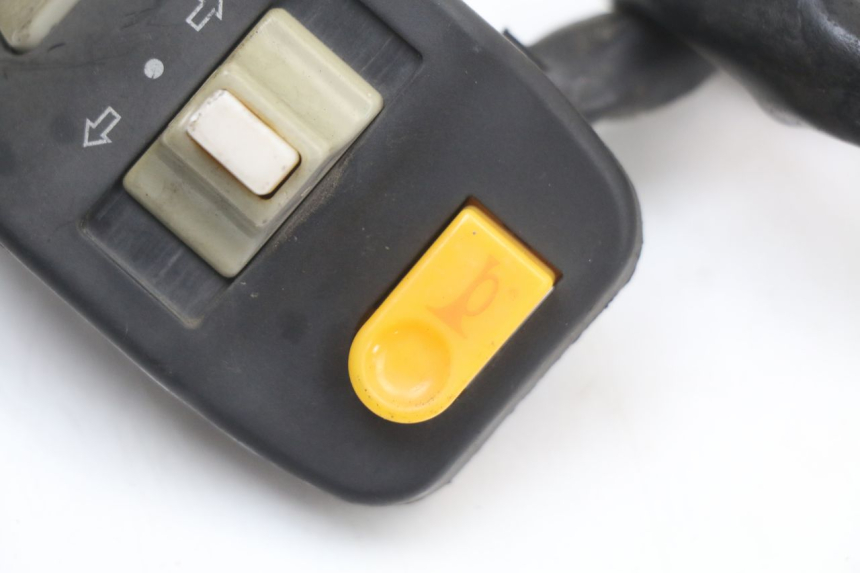 photo de LINKER STUURSCHAKELAAR JM MOTORS SANTANA 50 (2014 - 2023) - Andere kijkhoek