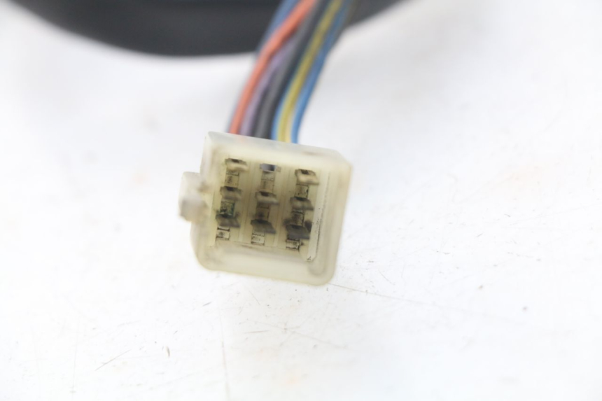 photo de LINKER STUURSCHAKELAAR PEUGEOT SATELIS 125 (2006 - 2009) - Technische close-up