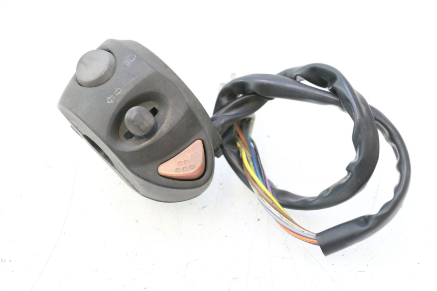 photo de LINKER STUURSCHAKELAAR PEUGEOT SATELIS 125 (2006 - 2009) - Detail van het onderdeel