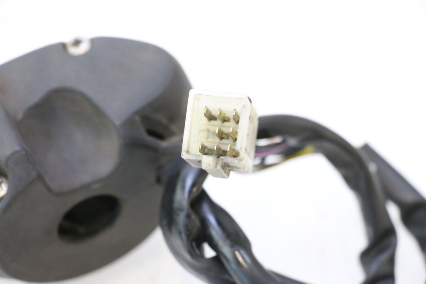 photo de LINKER STUURSCHAKELAAR PEUGEOT SATELIS 125 (2006 - 2009) - Technische close-up