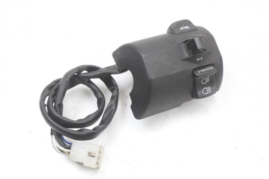 photo de LINKER STUURSCHAKELAAR APRILIA SCARABEO GT 125 (1999 - 2007) - Zoom op gebruiksstaat